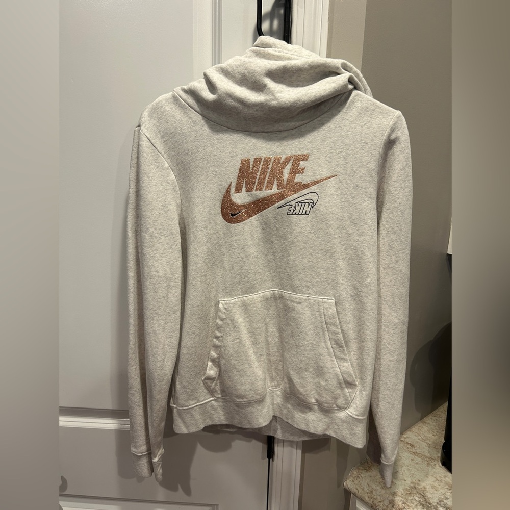 Women’s Nike Glittery Logo Sweashirt Hoodie Small